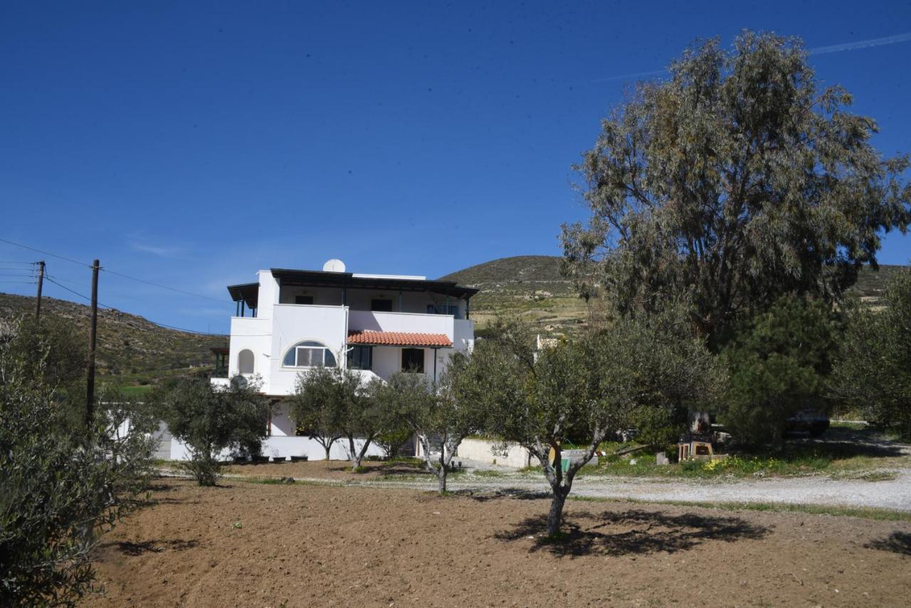 Bernie House 2 Apartment Melanes Exterior photo